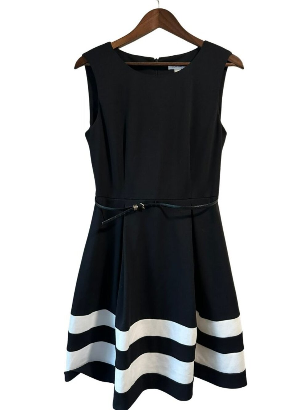 Calvin Klein Size 10 Black White Fit & Flare Belted Dress